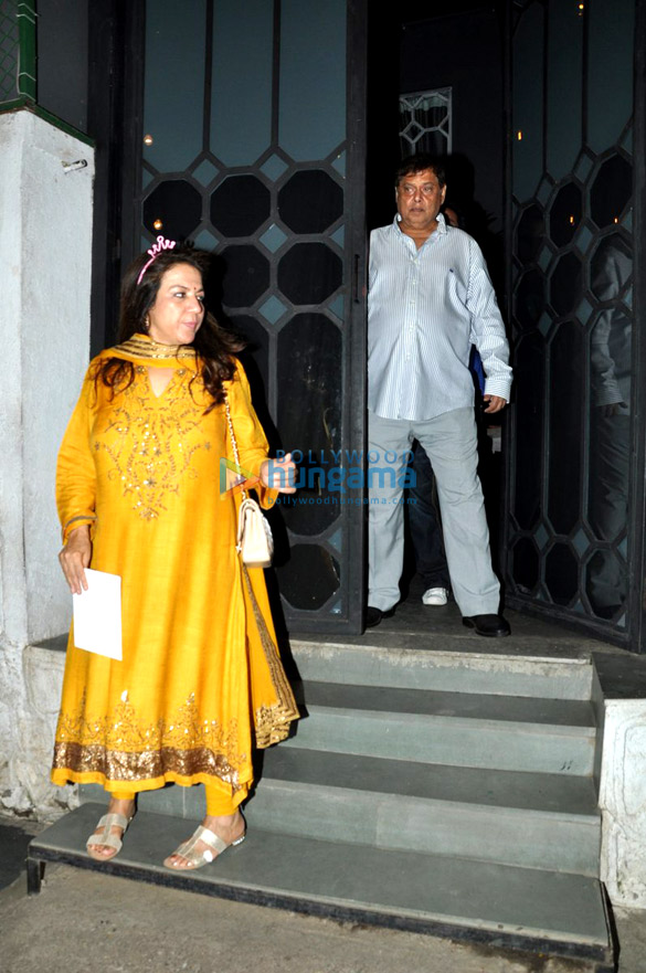 anil kapoor sonam kapoor anupam kher attend sikanders mother in laws birthday bash 8