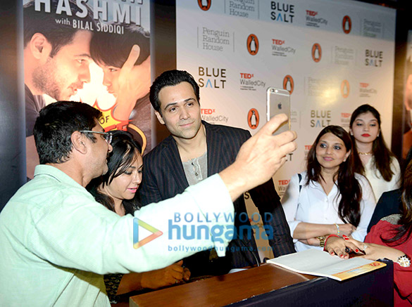 launch of emraan hashmis book the kiss of life 10