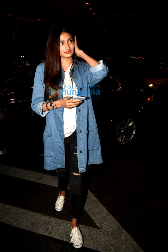 athiya shetty departs for an ad shoot in thailand 3