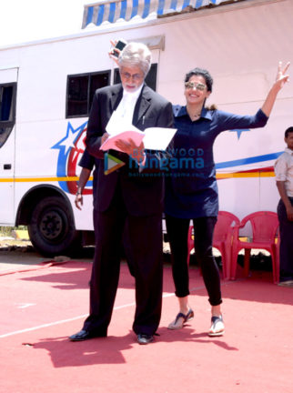 Amitabh Bachchan,Tapsee Pannu