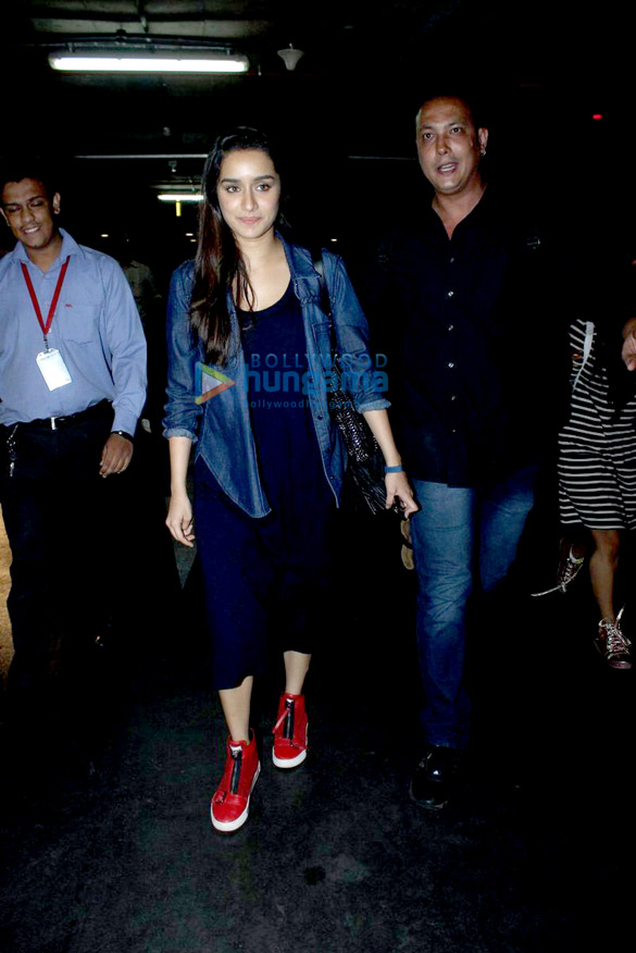 tiger shroff shraddha kapoor return from baaghi promotions in delhi jaipur 3
