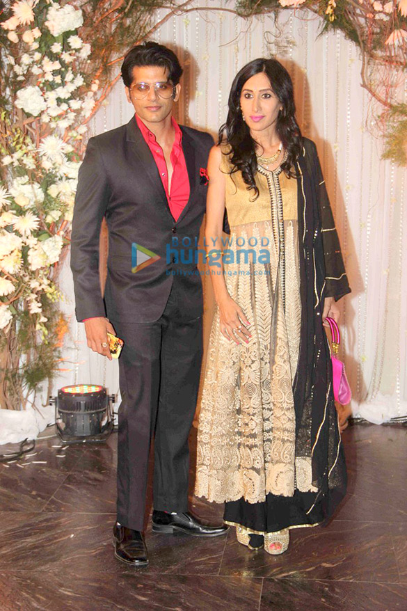 salman khan bachchans shah rukh khan sanjay dutt attend bipasha basu karan singh grovers wedding reception 23