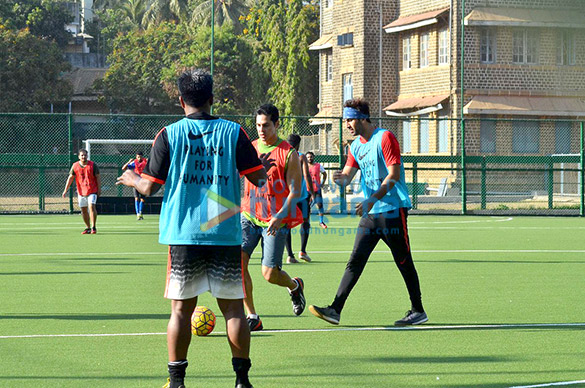 ranbir kapoor arjun kapoor others snapped at football practice 13