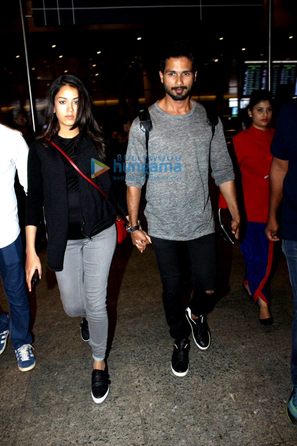 shahid kapoor mira rajput arrive from vacations 2