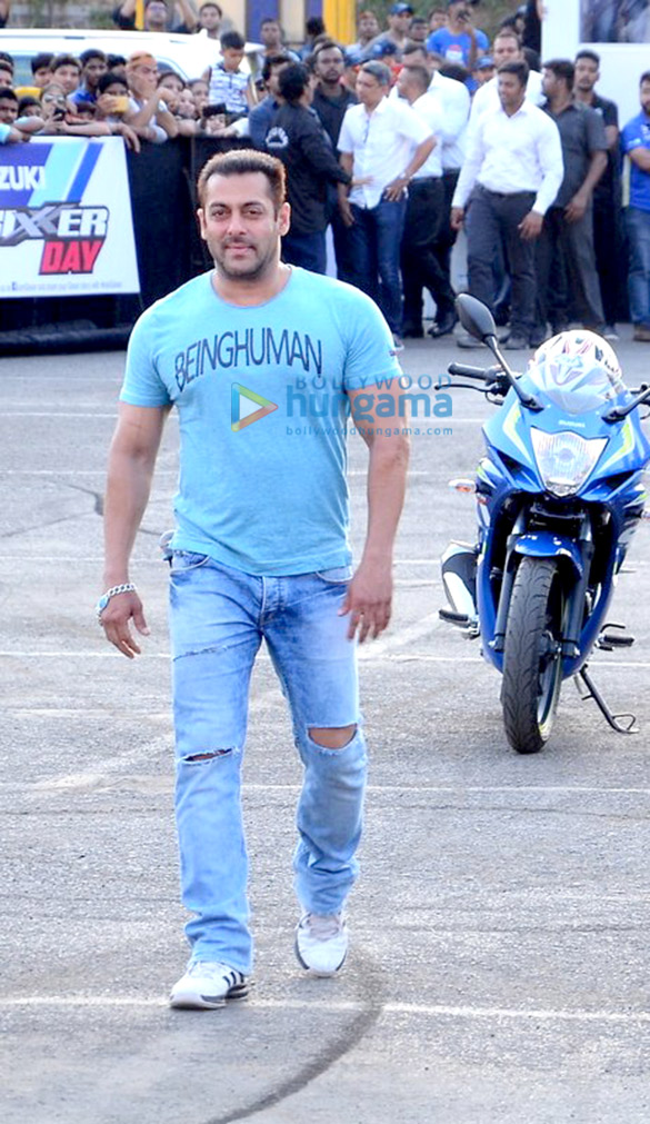 salman khan snapped at suzuki gixxer event 11