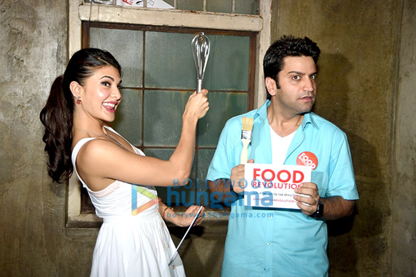 jacqueline fernandez promotes olivers food revolution on food foundation day 5