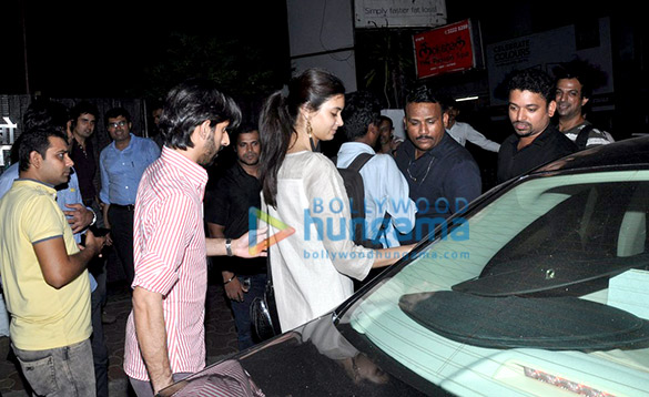 diana penty snapped with her rumoured boyfriend 6