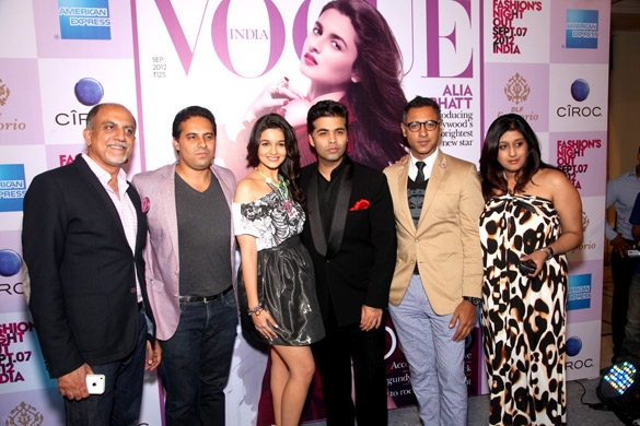 celebs grace vogue indias fashions night out extravaganza 2
