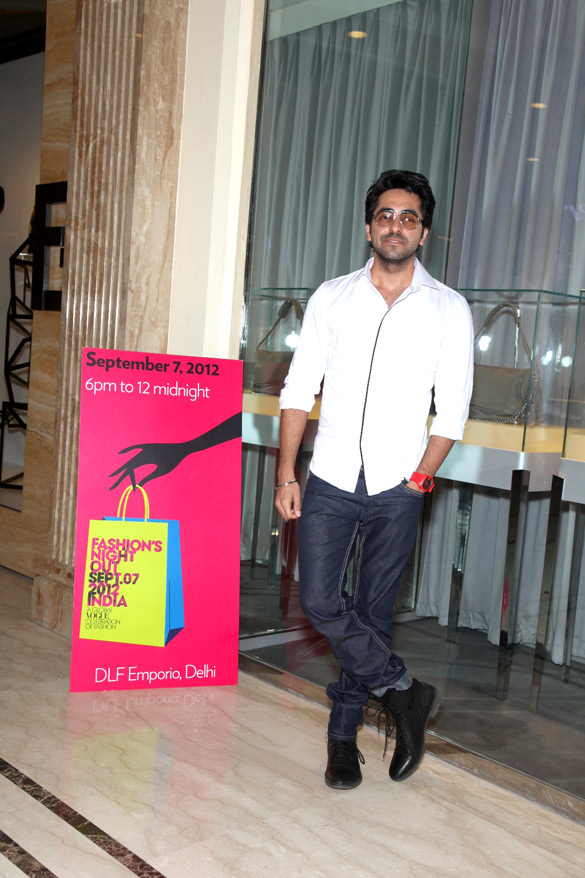 celebs grace vogue indias fashions night out extravaganza 5