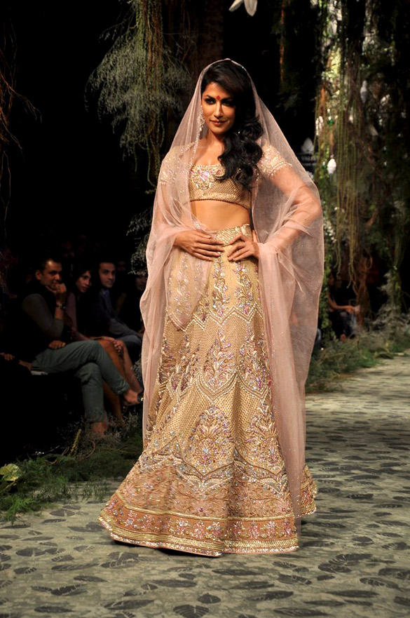 tarun tahilianis show at aamby valley india bridal fashion week 2012 6