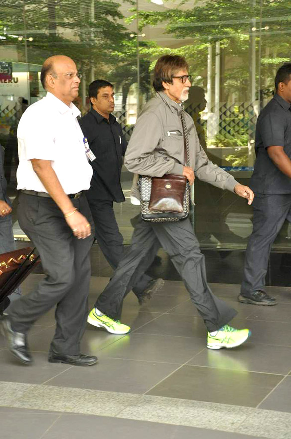 big b snapped in green florescent sports shoes 5