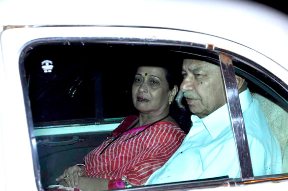 celebs grace the ganpati celebrations at salman khans house 29