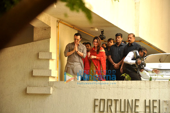 saif kareenas first pictures after marriage 8