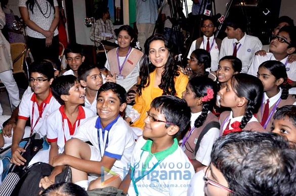 juhi chawla at indo pak students exchange program 5