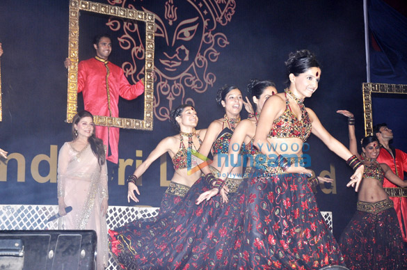 celebs visit the dn nagars sarbojanin durga puja day 5 3