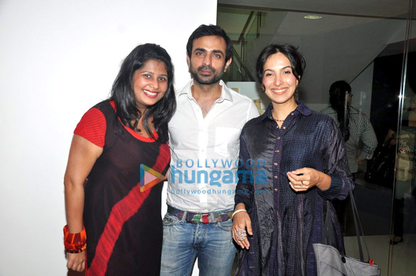 celebs at nachiket barves le15 patisserie event 6