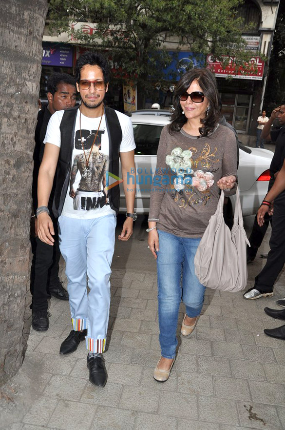 zeenat aman tisca chopra at thailand sawan store launch 13
