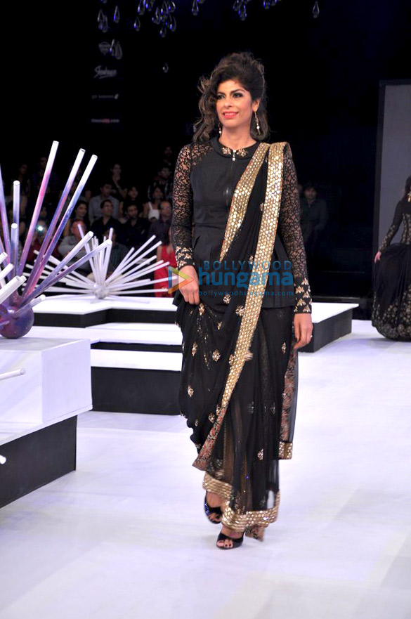 neeta lullas show at blenders pride fashion tour day 2 10