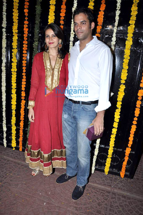 celebs grace ekta kapoors diwali bash 19
