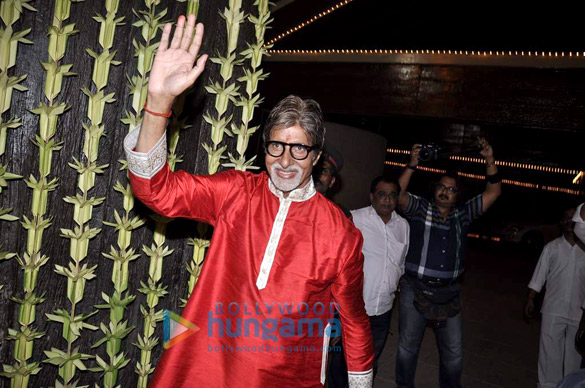amitabh bachchan wishes happy diwali to his fans 8