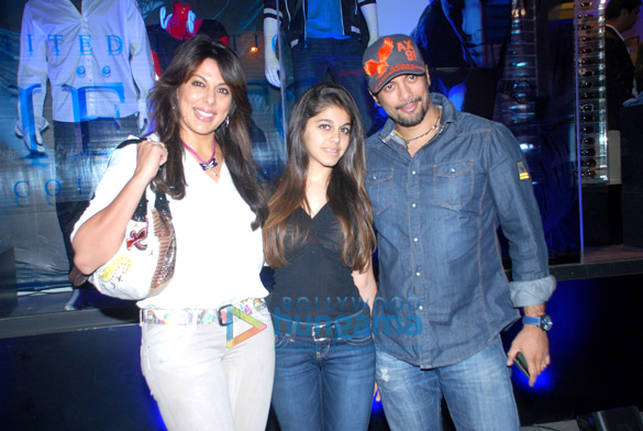 celebrities attend launch of guess tiesto collection 12