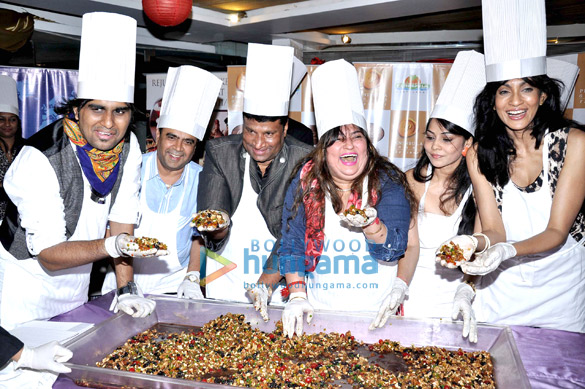 celebs grace the peninsula grand cake mixing event 3