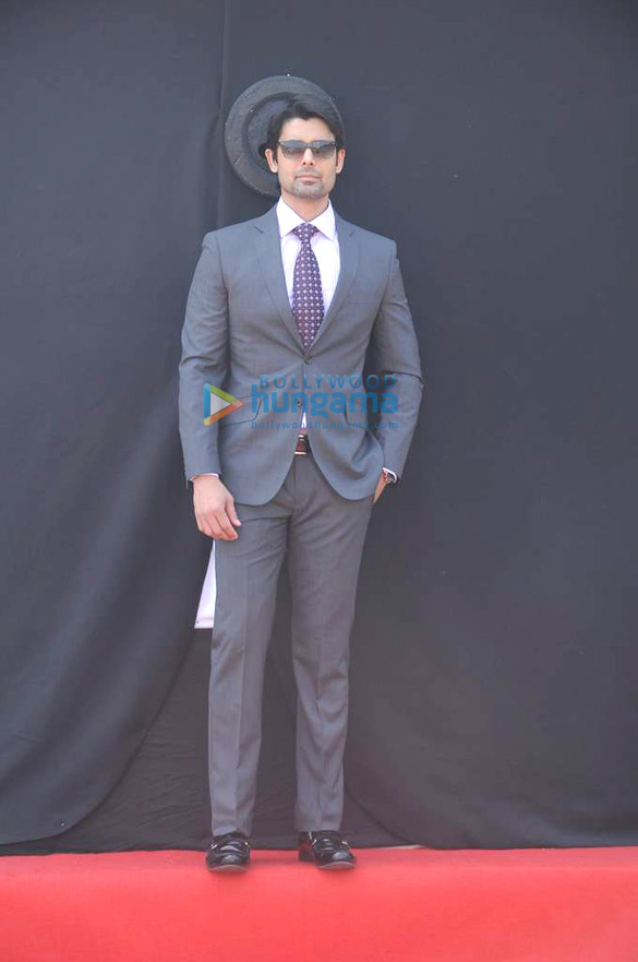 ameet m gaurr announced as the new face of shoppers stop 5