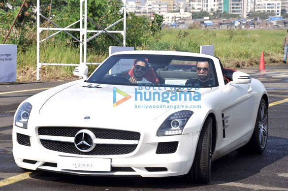 farhan akhtar at star drive grand finale 6