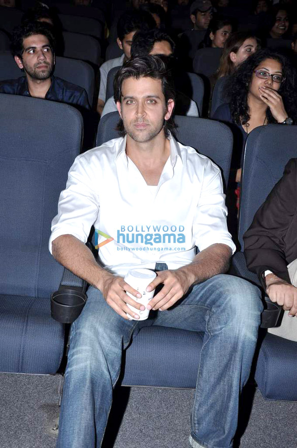 hrithik snapped at whistling woods 3
