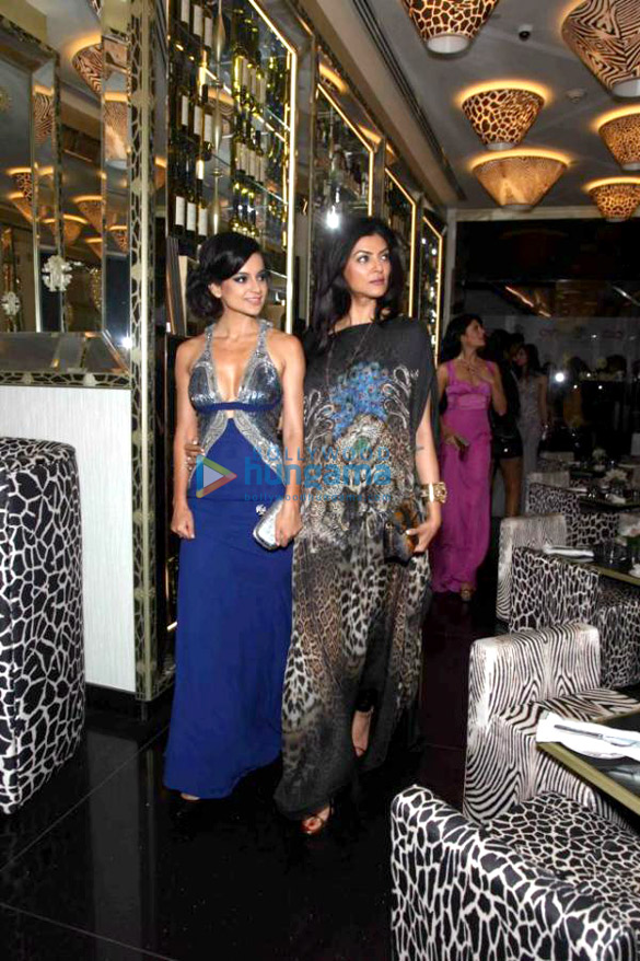 sonam at the launch of cavalli flagship store in delhi 6