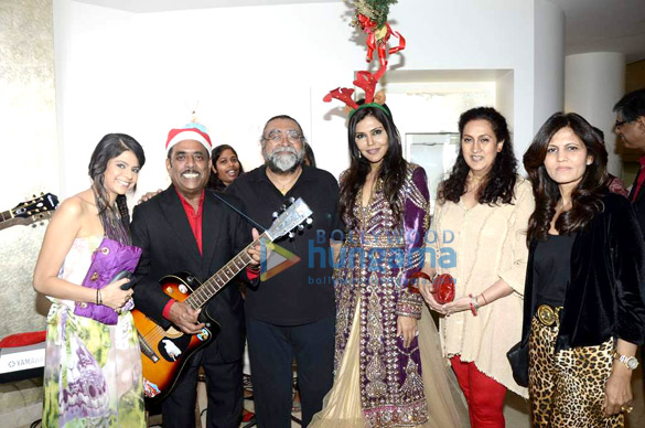celebs grace the zoya christmas special show by nisha jamwal 11