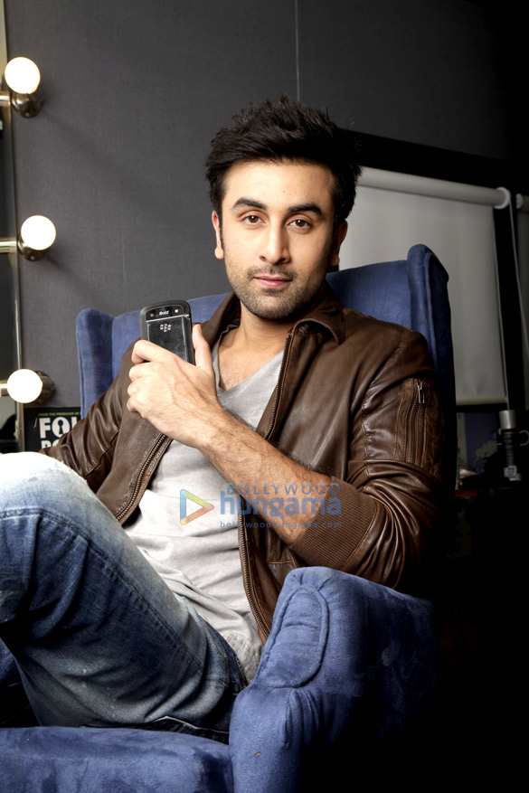ranbir kapoor announced as blackberry indias brand ambassador 2