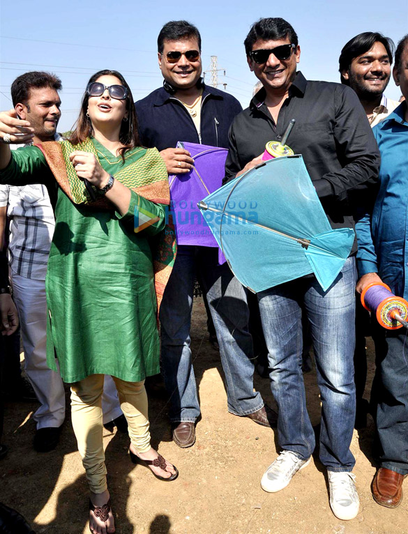 bollywood came at kite flying competition hosted by mla aslam sheikh 5