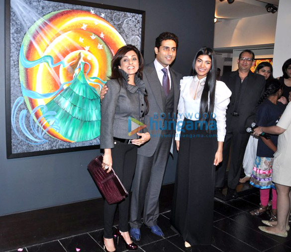 abhishek inaugurates radhika goenkas art exhibition 2