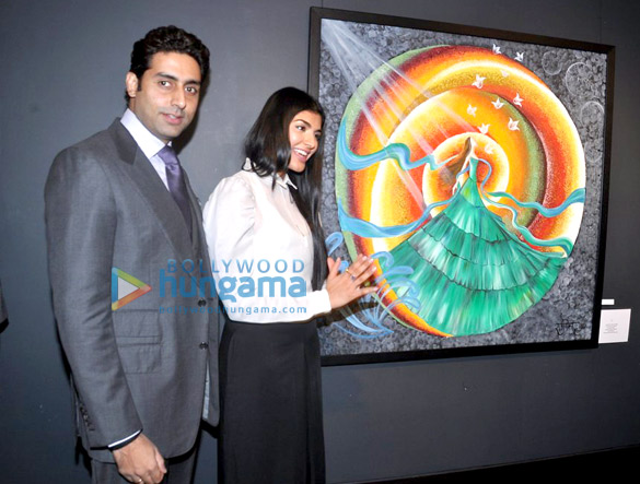abhishek inaugurates radhika goenkas art exhibition 4