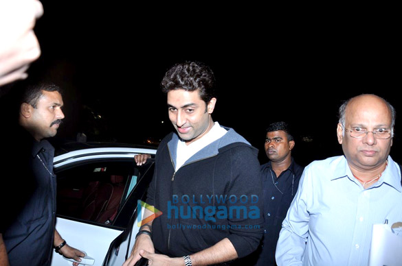 abhishek snapped at the airport 6