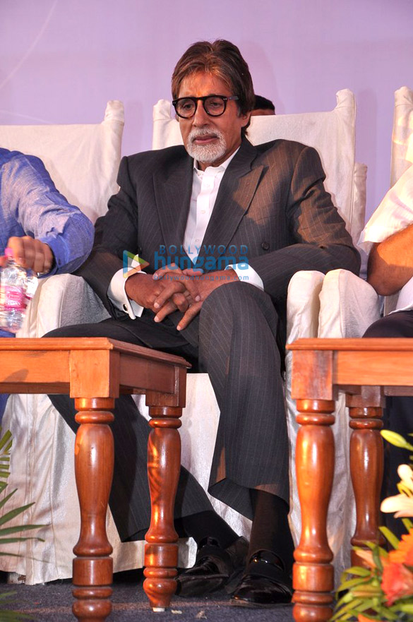 amitabh bachchan unveils clean mumbai campaign 13