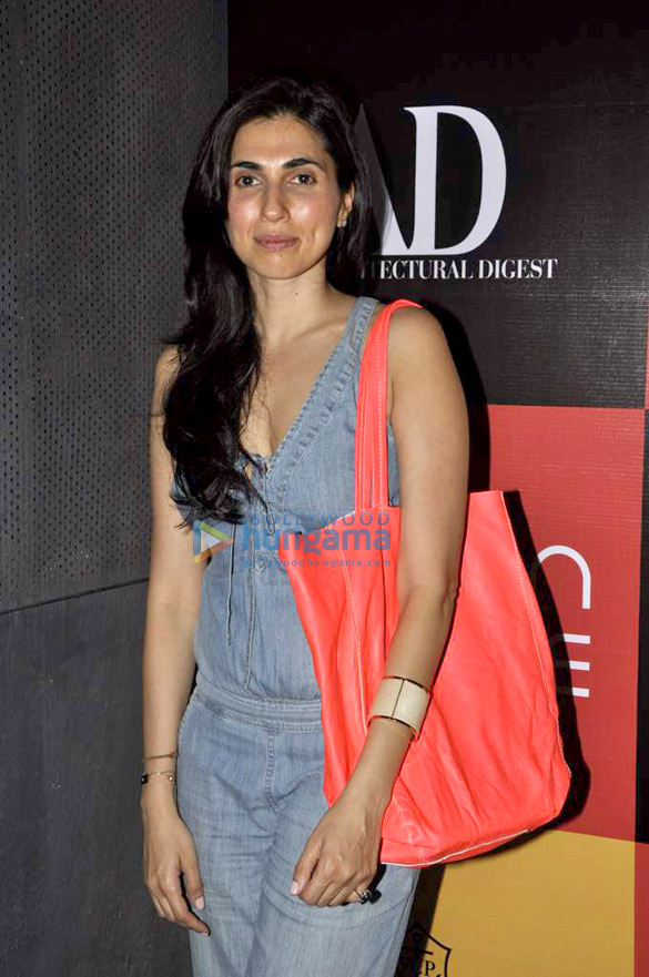 divya thakur launches memsahib collection 4
