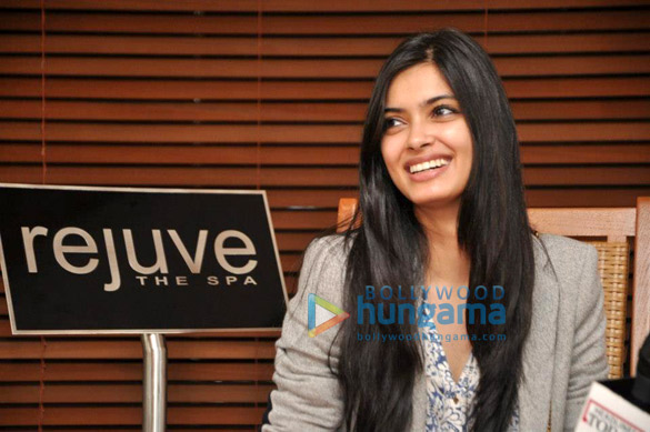 diana penty unveils womens health magazines double issue 8