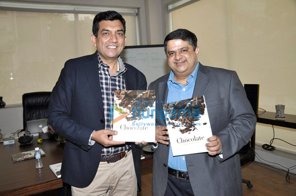 sanjeev kapoor launches his book aah chocolate 6
