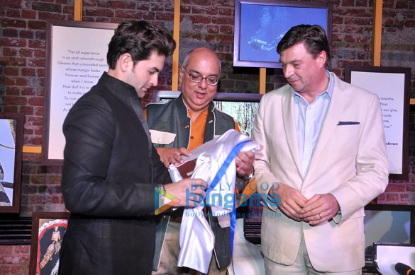 neil launches indias 100 best destinations book 6