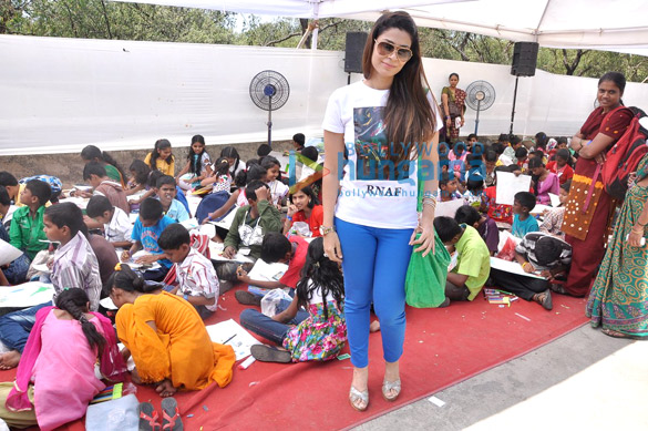 salman khan at rouble nagis art camp 19