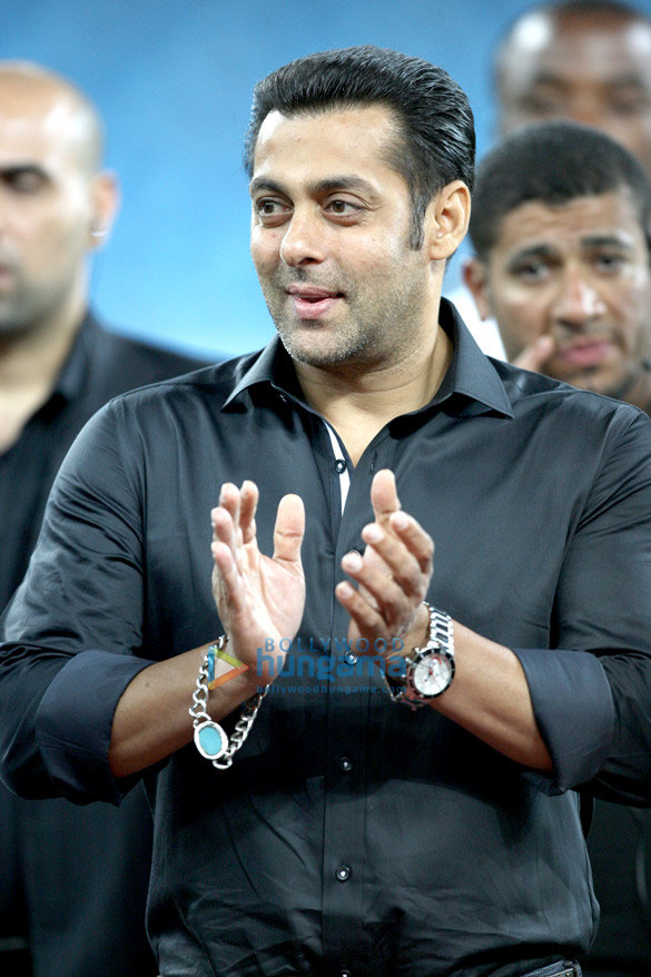 ccl 3s mumbai heroes vs chennai rhinos match in dubai 18