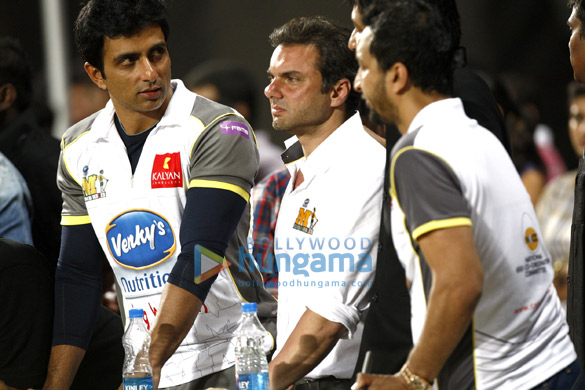ccl 3s kerala strikers vs mumbai heroes match 10