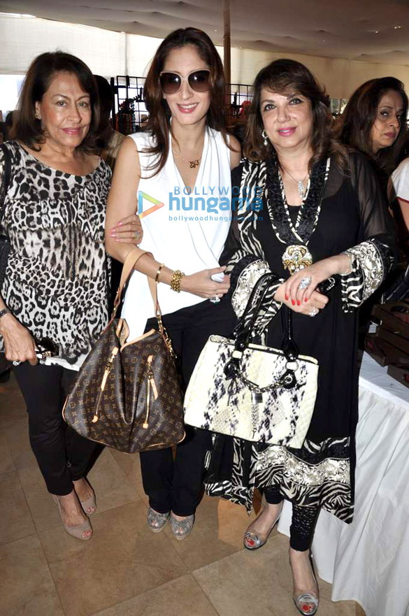 kajol at araishs exhibition 4
