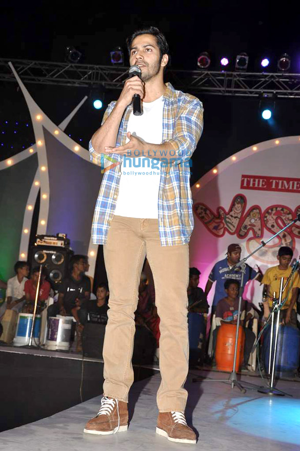 varun dhawan at wassup andheri 2013 festival 5