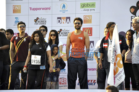 akshay jackky at dna womens half marathon 3