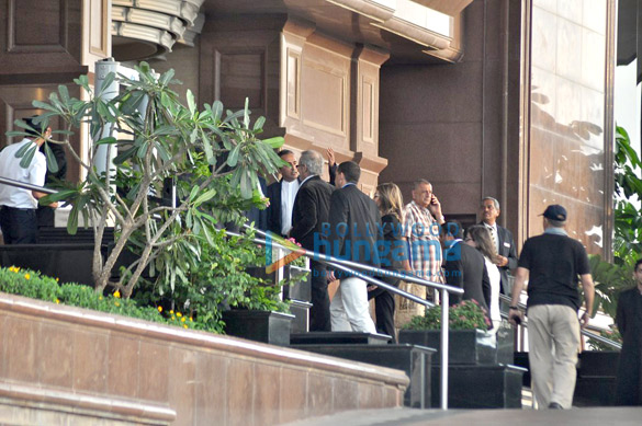big b steven spielberg snapped outside taj lands end 11