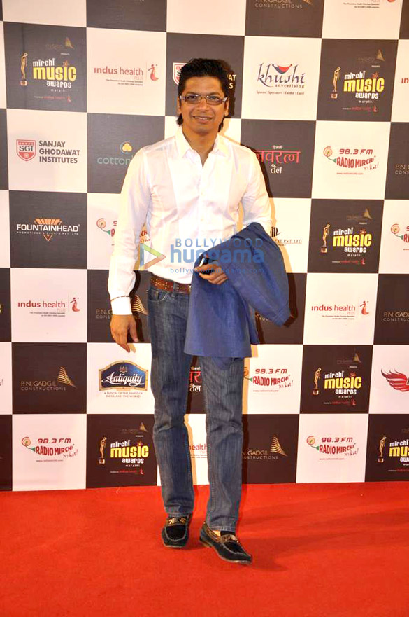 celebs grace mirchi marathi music awards 4