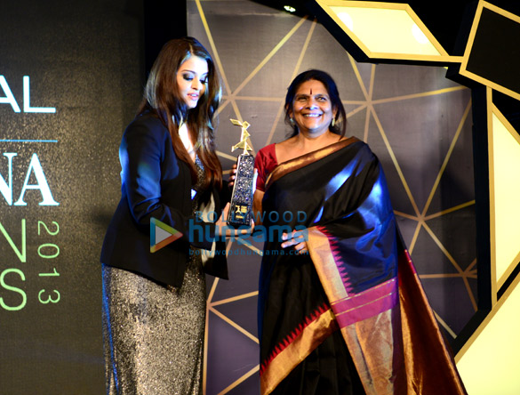 vidya sonam aditi at loreal femina women awards 2013 31